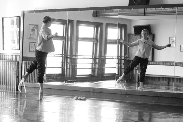 Robinson Ballet dancer in studio